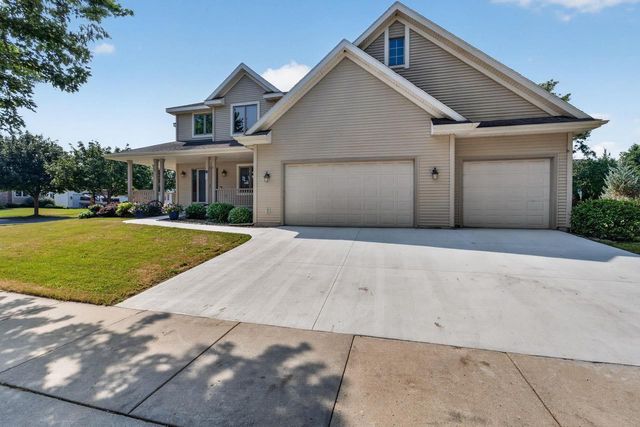 500 Pleasant Valley Parkway, Waunakee, WI 53597