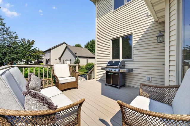 500 Pleasant Valley Parkway, Waunakee, WI 53597
