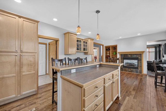 500 Pleasant Valley Parkway, Waunakee, WI 53597