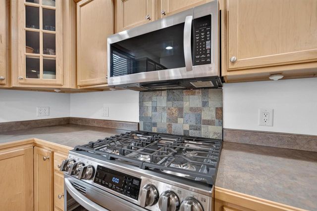 500 Pleasant Valley Parkway, Waunakee, WI 53597