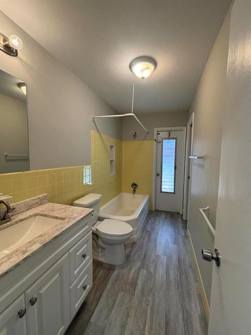 9109 BAMBOO Drive, Palm Beach Gardens, FL 33410