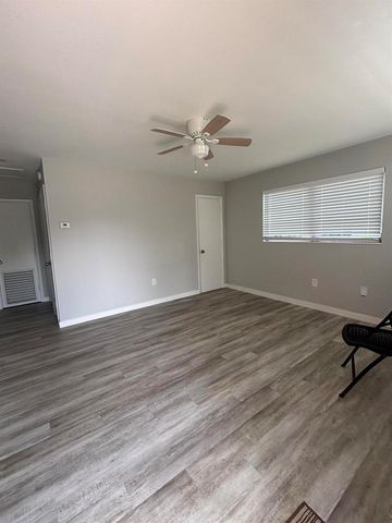 9109 BAMBOO Drive, Palm Beach Gardens, FL 33410