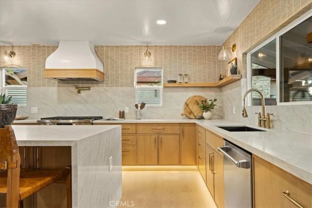9532 Bird Avenue, Westminster, CA 92683