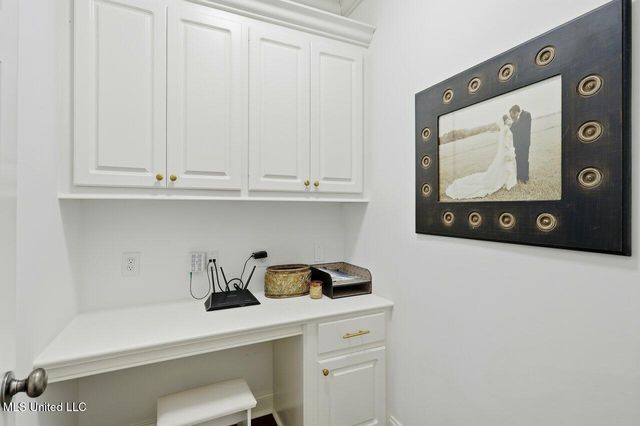 115 Sweetbriar Court, Canton, MS 39046