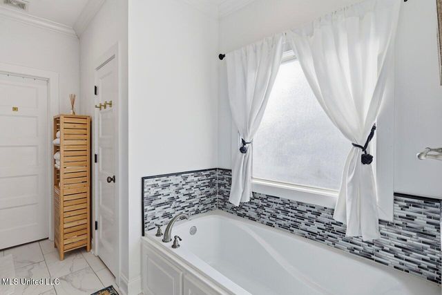 115 Sweetbriar Court, Canton, MS 39046