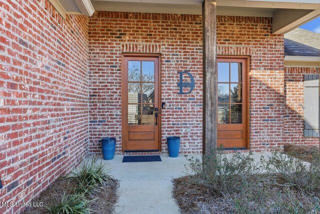 115 Sweetbriar Court, Canton, MS 39046