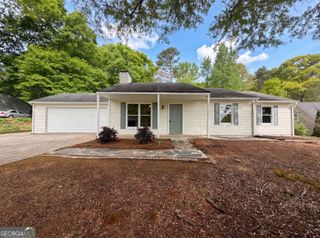 1514 Willow Gate Way, Auburn, GA 30011