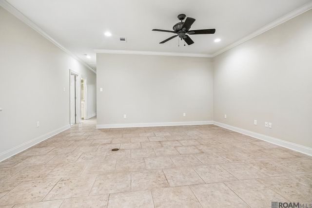 5310 Courtyard Dr, Gonzales, LA 70737