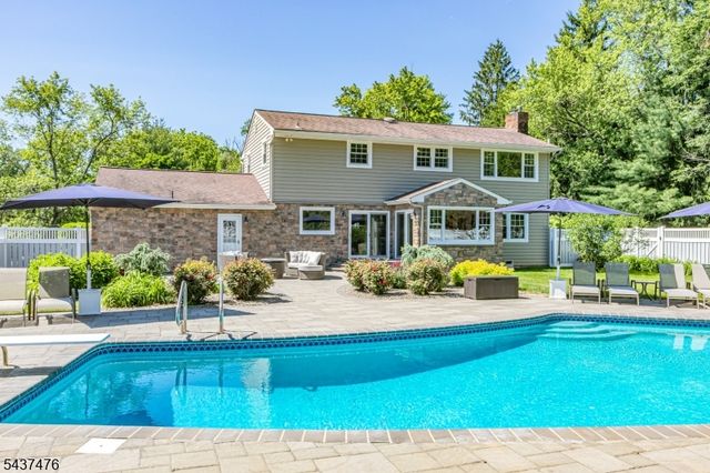 22 Cleveland Cir, Montgomery Twp., NJ 08558