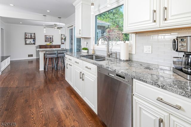 22 Cleveland Cir, Montgomery Twp., NJ 08558