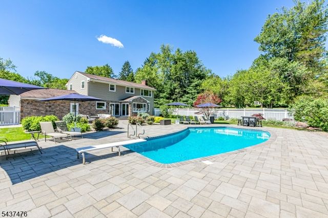 22 Cleveland Cir, Montgomery Twp., NJ 08558