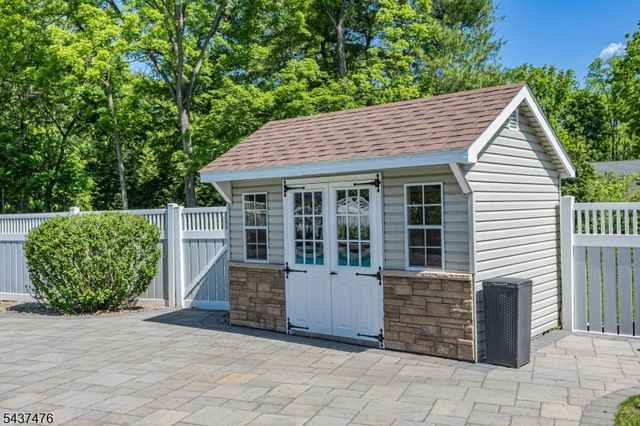 22 Cleveland Cir, Montgomery Twp., NJ 08558