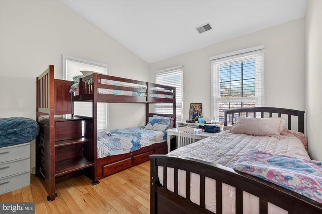 8010 READINGTON CT, Springfield, VA 22152