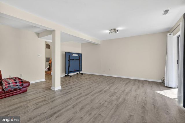 8010 READINGTON CT, Springfield, VA 22152