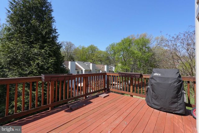 8010 READINGTON CT, Springfield, VA 22152
