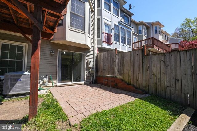 8010 READINGTON CT, Springfield, VA 22152