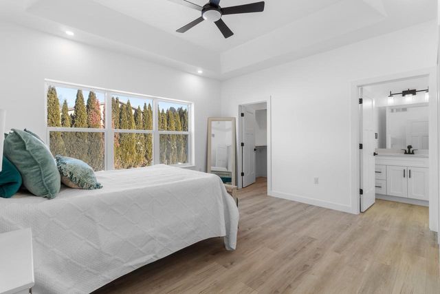 5614 Glorious Drive, Madison, WI 53718