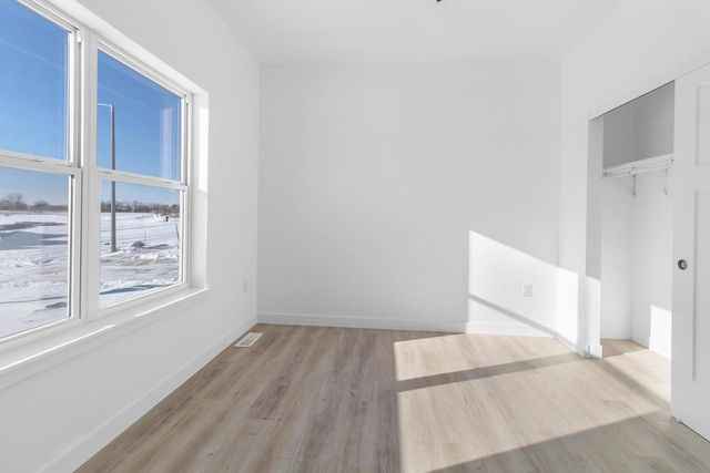 5614 Glorious Drive, Madison, WI 53718