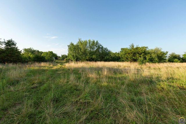 0000 154th Rd, Mayetta, KS 66509