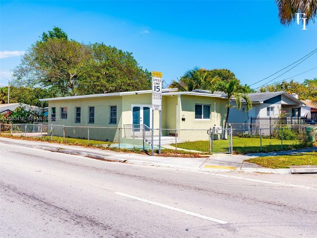 1195 NW 48th St, Miami, FL 33127