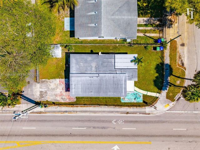 1195 NW 48th St, Miami, FL 33127