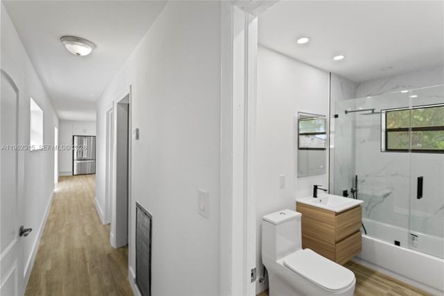 6200 Fletcher St, Hollywood, FL 33023