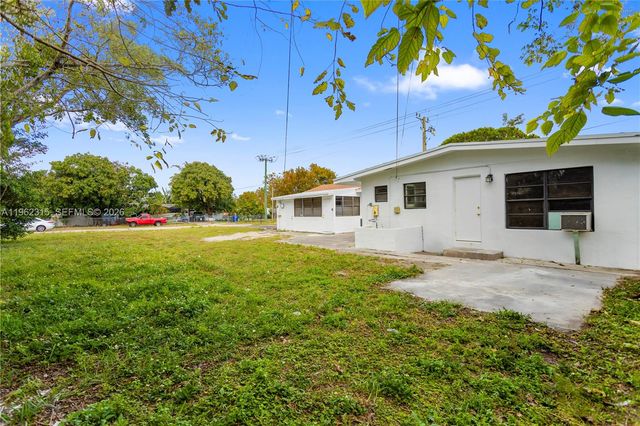 6200 Fletcher St, Hollywood, FL 33023