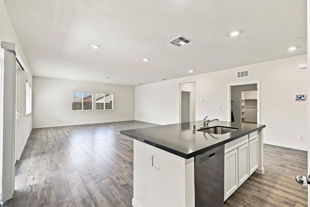 4760 Durum Way, Roseville, CA 95747