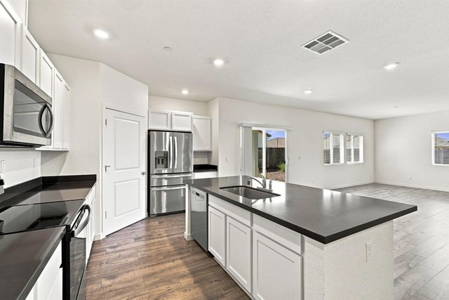 4760 Durum Way, Roseville, CA 95747