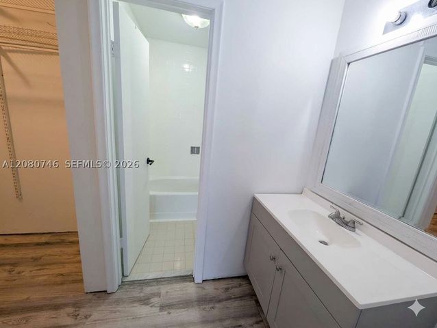 1311 SW 124th Ct 17-E, Miami, FL 33184