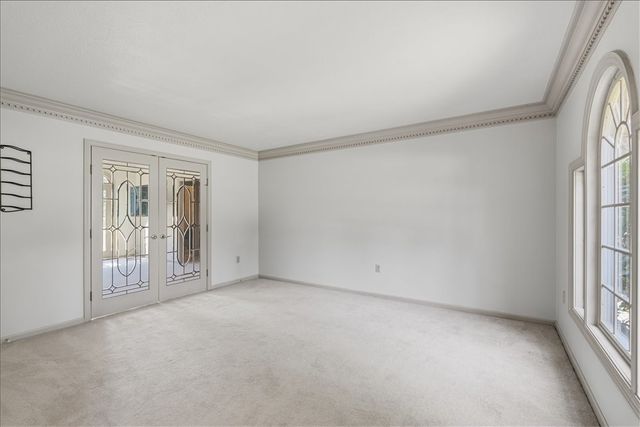 267 Seasons Dr, Marshall, PA 15090