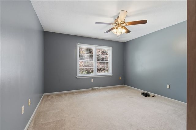 267 Seasons Dr, Marshall, PA 15090