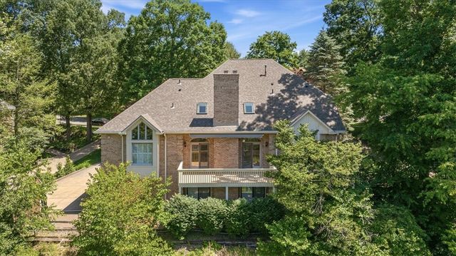 267 Seasons Dr, Marshall, PA 15090