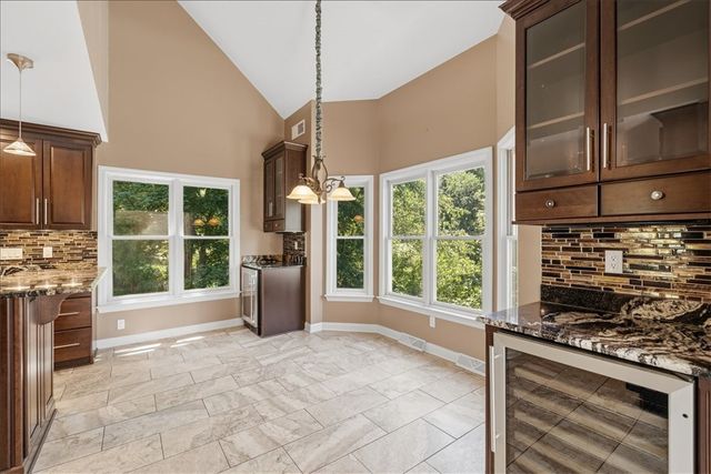 267 Seasons Dr, Marshall, PA 15090