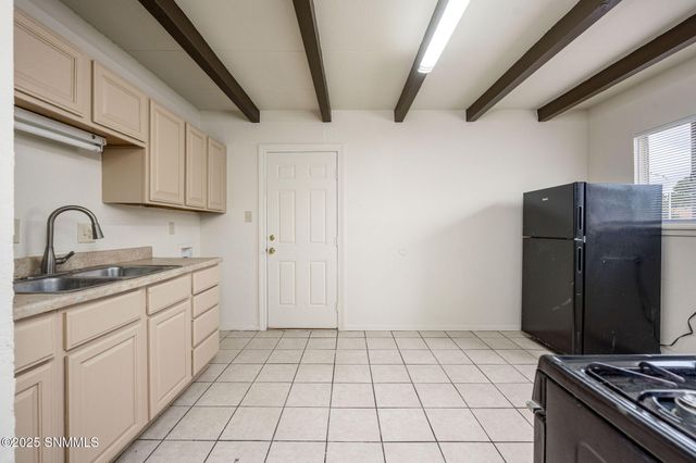 2356 E Idaho Avenue, Las Cruces, NM 88001