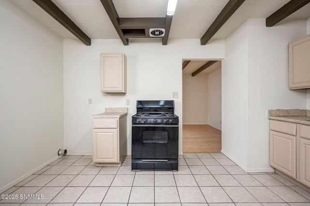 2356 E Idaho Avenue, Las Cruces, NM 88001