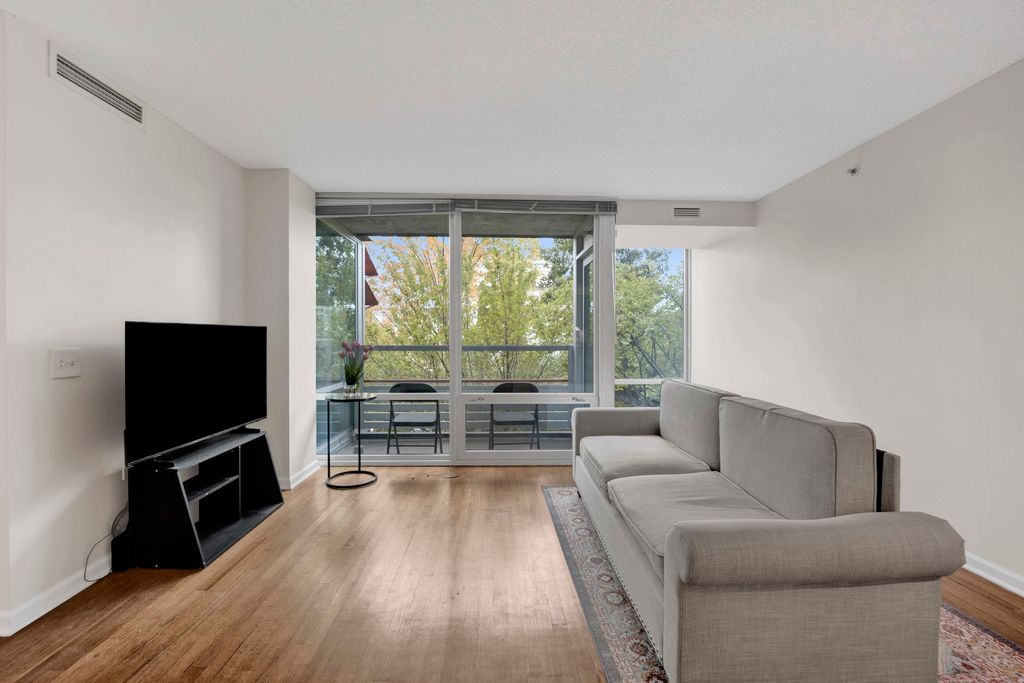 800 Elgin Road 620, Evanston, IL 60201 — photo 3