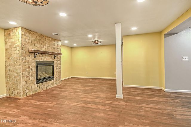 156 Reynolds Hills Drive, Rogersville, TN 37857