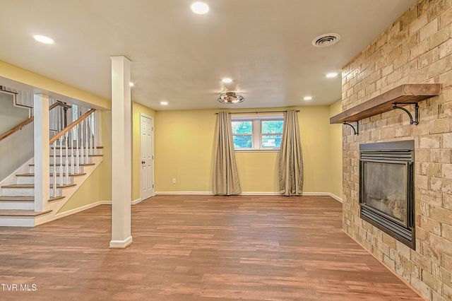 156 Reynolds Hills Drive, Rogersville, TN 37857