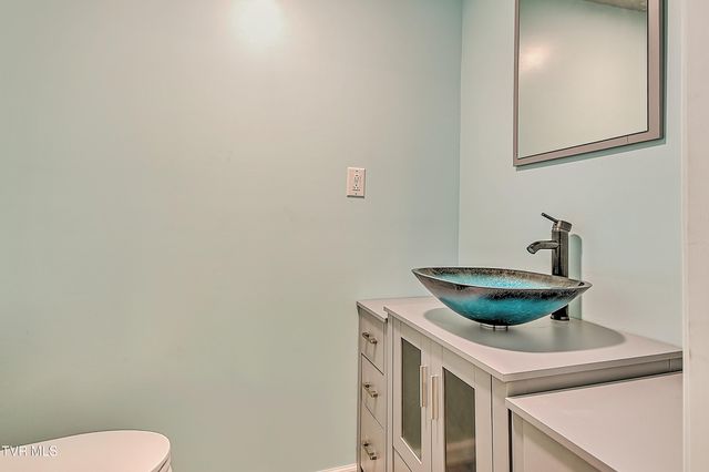 156 Reynolds Hills Drive, Rogersville, TN 37857