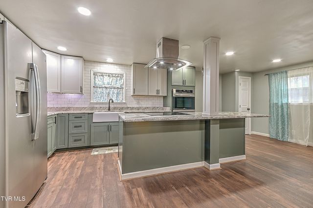 156 Reynolds Hills Drive, Rogersville, TN 37857