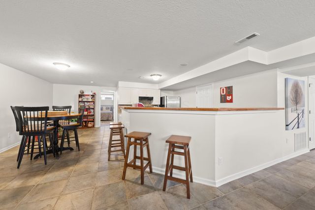 1160 Forsyth Lane, Galena, OH 43021