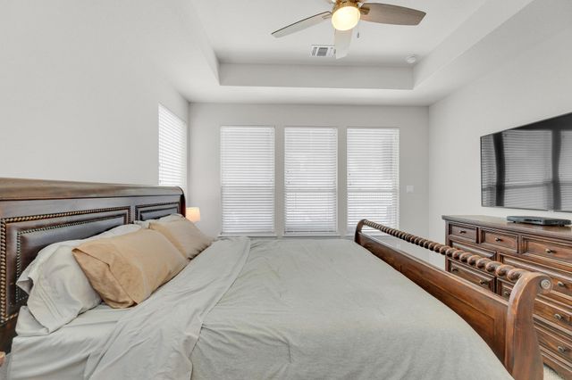 1050 Kenney Fort XING 4, Round Rock, TX 78665