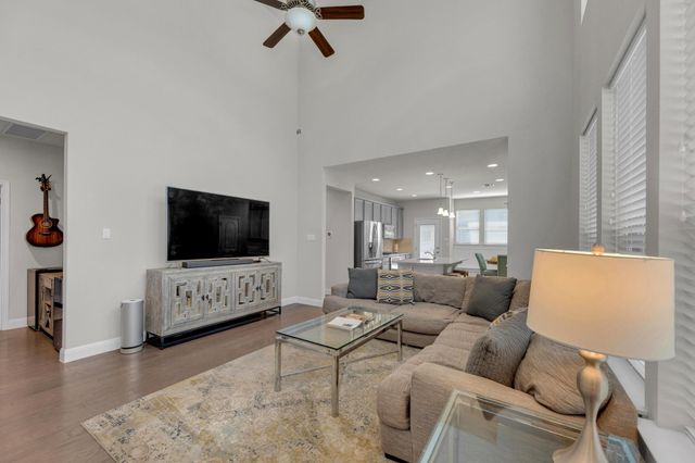 1050 Kenney Fort XING 4, Round Rock, TX 78665