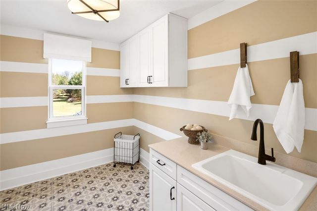 5645 Knob Oak Drive, Medina, OH 44256