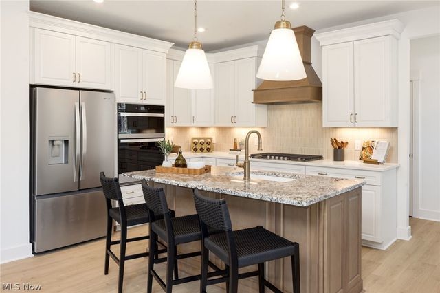 5645 Knob Oak Drive, Medina, OH 44256