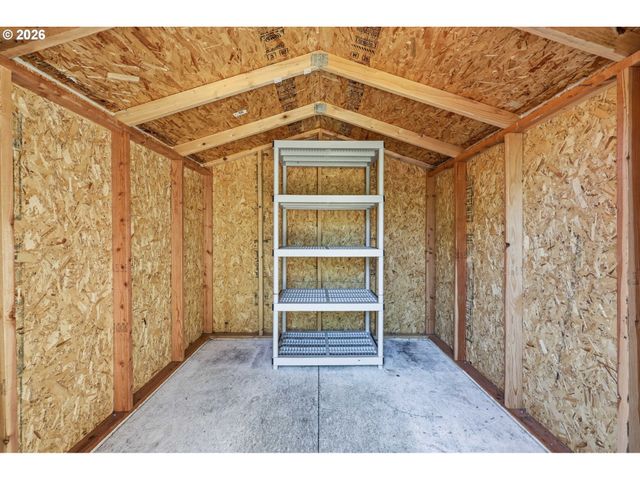 12431 Ne KNOTT St, Portland, OR 97230
