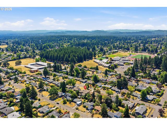 12431 Ne KNOTT St, Portland, OR 97230