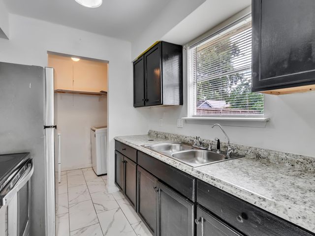 3207 Brookston Street, Houston, TX 77045