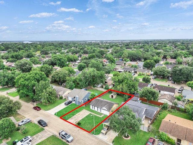 3207 Brookston Street, Houston, TX 77045